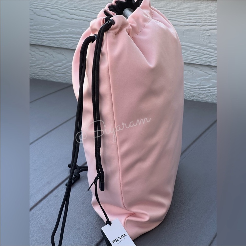 Prada backpack - Picture 7 of 9